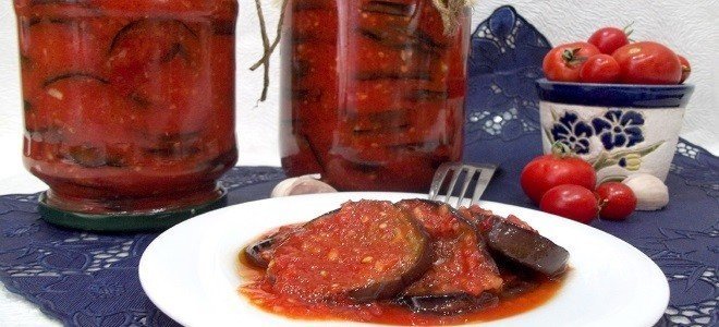 Жареные баклажаны в томатном соусе