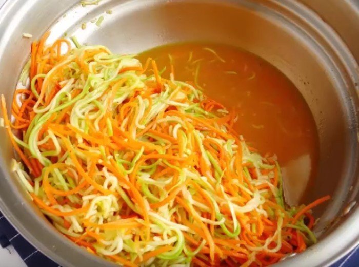 Кабачки по-корейски с приправой для корейской моркови