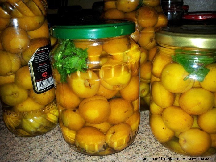 Консервированные абрикосы в сиропе на зиму