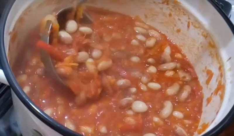 Фасоль в томатном соусе турецкий рецепт