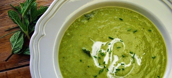 Суп пюре из зеленого горошка